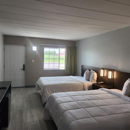 Royal Inn Hotel Индианаполис Екстериор снимка