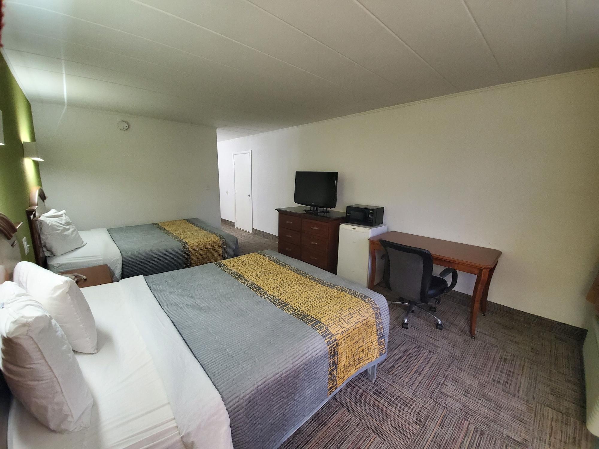 Royal Inn Hotel Индианаполис Екстериор снимка