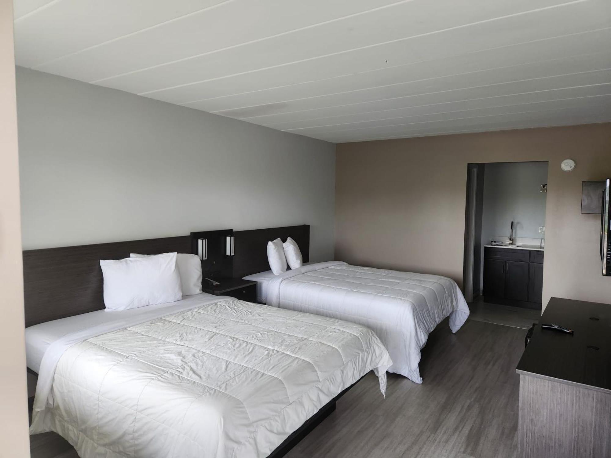 Royal Inn Hotel Индианаполис Екстериор снимка